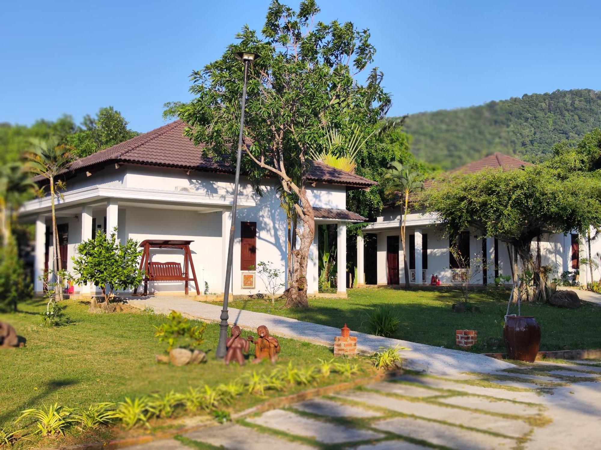 Y Village Resort Фукуок Екстер'єр фото